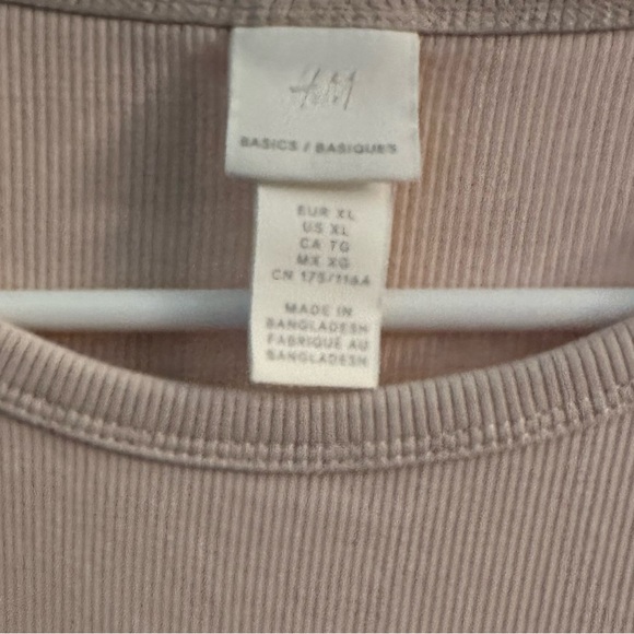 H&M tan rib basic tee shirt - Picture 2 of 4